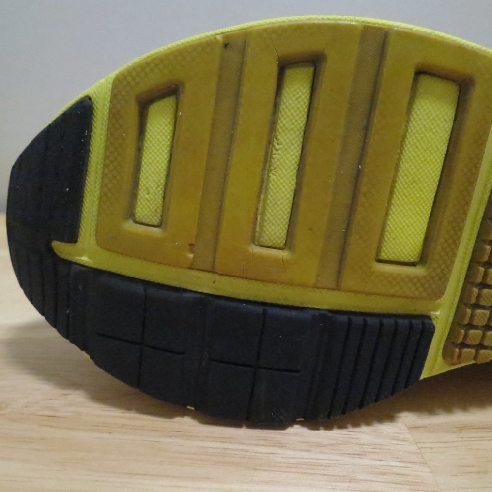 Running Shoe Men's Gray Puma US Size 10 Descendant Athletic Training - Picture 10 of 12